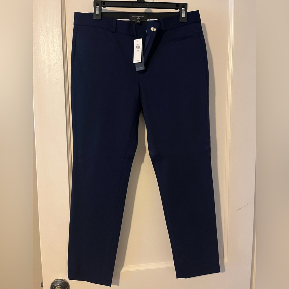 Women’s Banana Republic Sloan Navy Pants. Size 10.